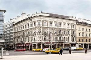 SOUS44, Budapest