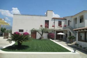 Le Zarafe Farm, Sciacca