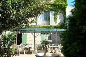 Au Saint Roch - Hotel et Jardin, Avignon