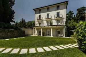 Hotel Bella Riva, Gardone Riviera