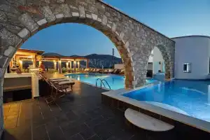 Vigla Hotel, Aegiali