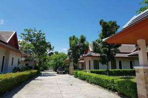 Ban Thaithip Resort, Ban Phe