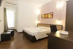 Lewisrooms Domo, Cagliari