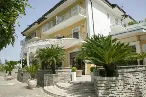 Resort Sant'Angelo & SPA, Pimonte