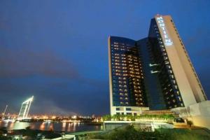 Montien Riverside Hotel, Bangkok