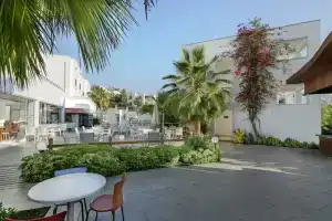 Club Shark Hotel, Guembet