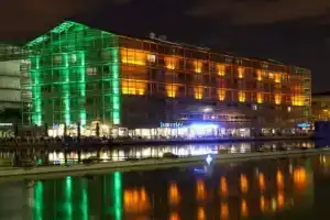 Holiday Inn Express Paris-Canal De La Villette, an IHG Hotel, Paris