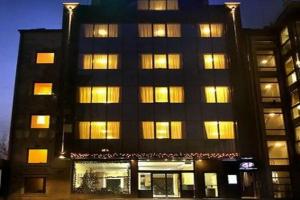 City Avenue Hotel by HMG