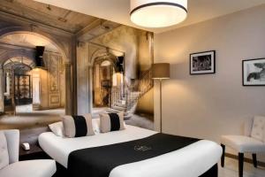 Hotel des Ducs, Dijon