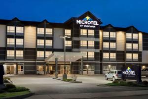 Microtel Inn & Suites by Wyndham Lloydminster, Lloydminster