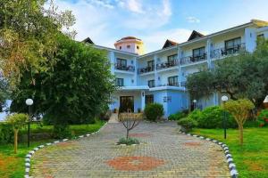 The Ship Inn Hotel, Kyrenia