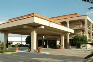 Executive Inn, Dallas