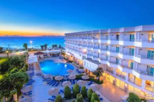 Lito Hotel, Ixia