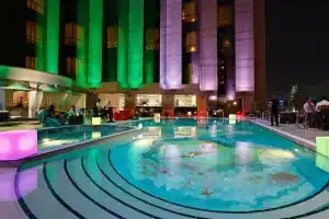 Fairmont Dubai Hotel, Dubai