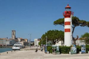 Tour de Nesle La Rochelle Vieux Port 3 etoiles, La Rochelle