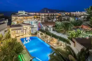 Oscar Suites & Village, Agia Marina