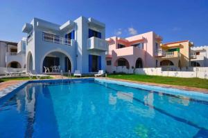 12 Islands Villas, Kolimbia