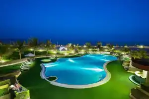 Masira Island Resort, Hilf