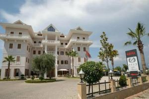 Hotel Villa Zeus, Rinas