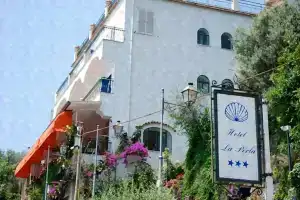 Hotel La Perla, Praiano