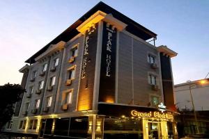 Grand Black Hotel, Mersin