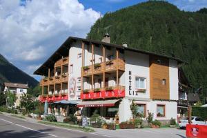 Hotel Liz, Predazzo