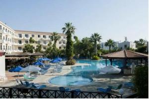 Narcissos Waterpark Resort, Protaras