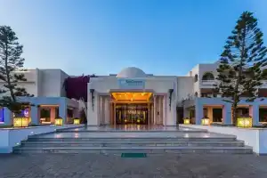 Hotels in Midoun