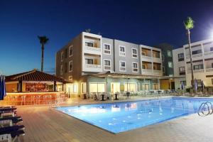 Kefalos Damon Hotel Apartments, Paphos