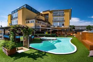 Hotel Estate, Rimini