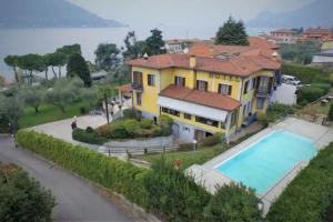 Villa Kinzica, Sale Marasino