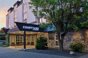 Courtyard by Marriott-Nordenstadt Mini-hotel, Wiesbaden