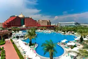 Delphin Deluxe Resort, Okurcalar
