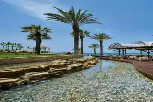 Constantinou Bros Pioneer Beach Hotel, Paphos
