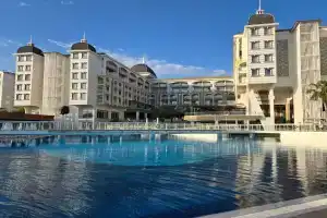 Kirman Sidera Luxury & Spa Hotel, Okurcalar
