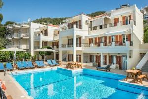 Kostis Villas, Poros