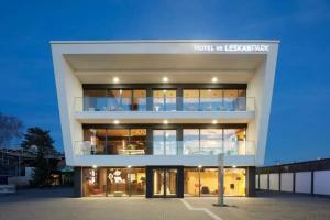 Hotel im LESKANPark, Koln