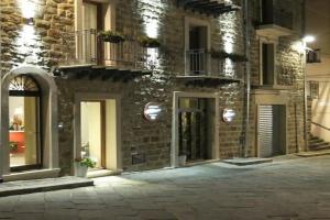 Notti O' Tunn Luxury Rooms in centro, Petralia Soprana