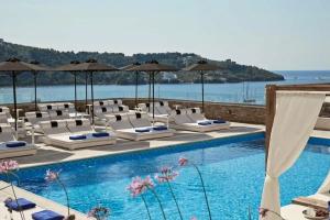 Skiathos Living, Skiathos Town