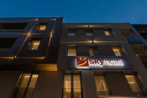 Sky Hotel
