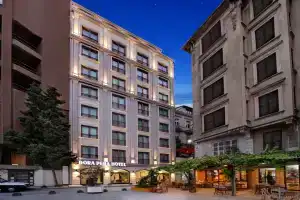 Dora Pera Hotel, Istanbul