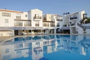 Akti Beach Hotel & Village Resort, Paphos