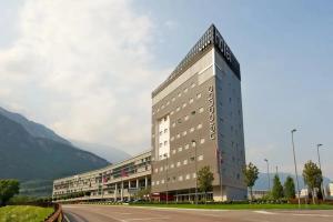 Mercure Nerocubo Rovereto, Rovereto