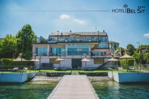 Meina - Hotels