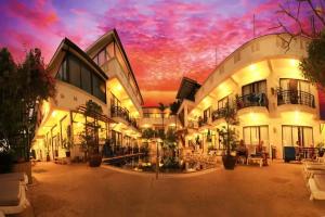 Phuket In On The beach Hotel Karon, Phuket Town