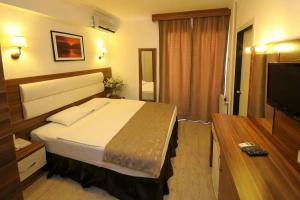 Albano Hotel, Cesme