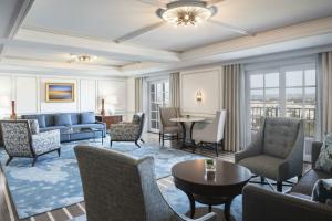 The Ritz-Carlton, Marina del Rey, Los Angeles