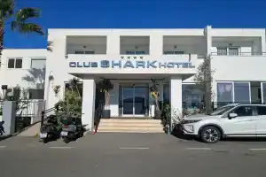 Club Shark Hotel, Guembet