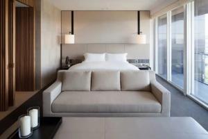 Hotel Realm, Canberra