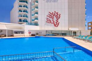Universal Hotel Perla, S'Illot